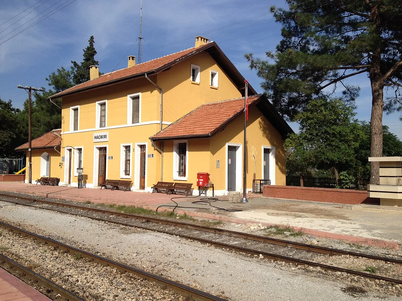 Hacıkırı Tren İstasyonu - Adana