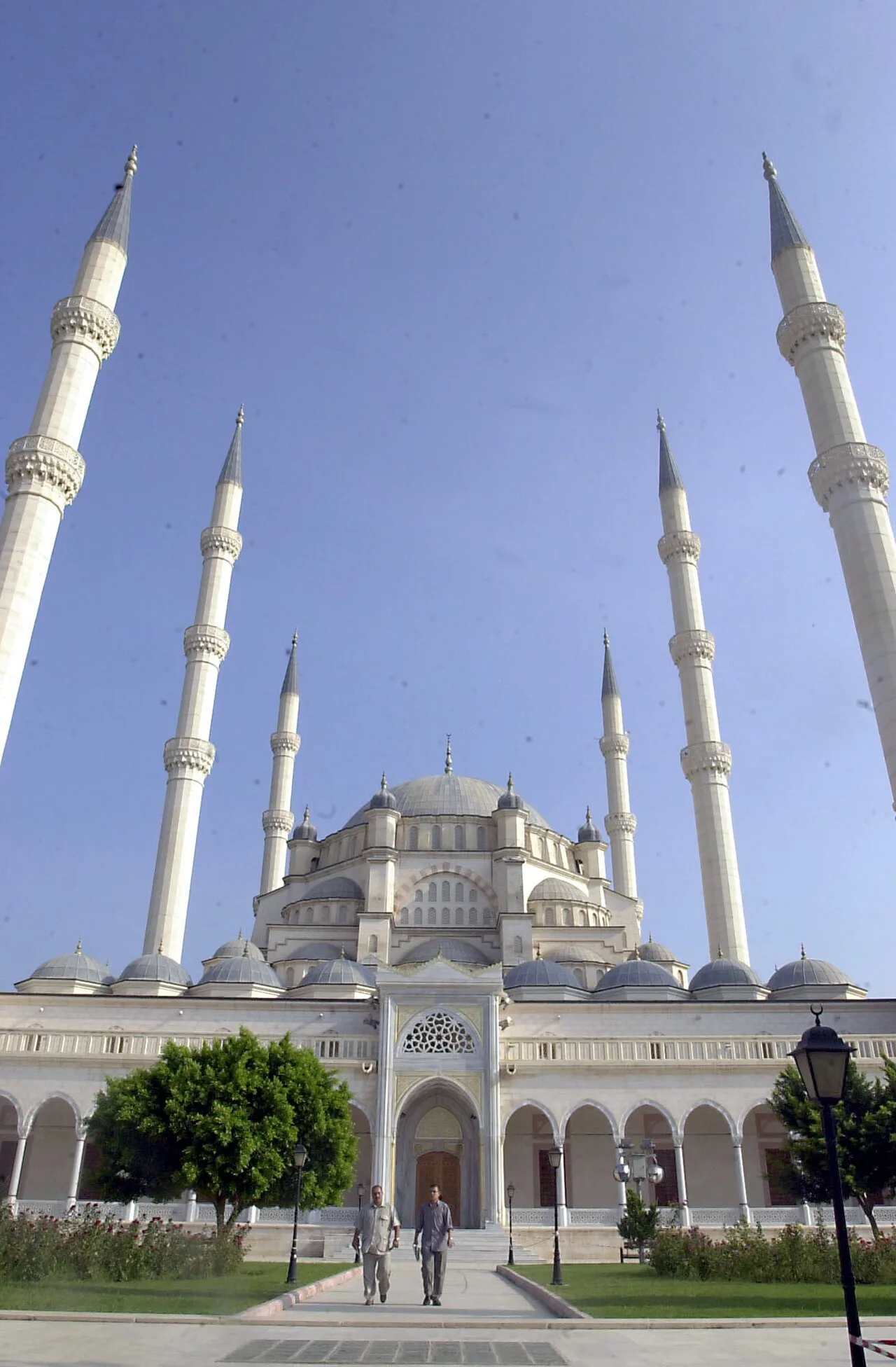 Adana gezilecek yerler ve tur rehberleri