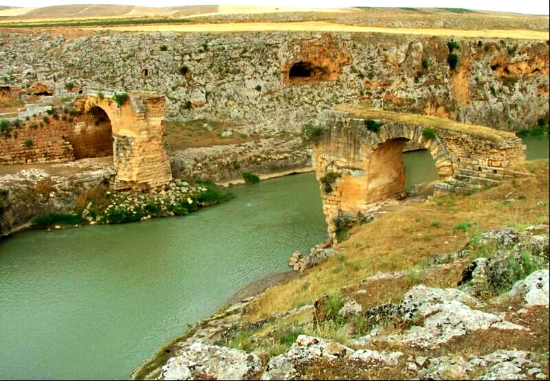 Kızılin Bridge - Adıyaman