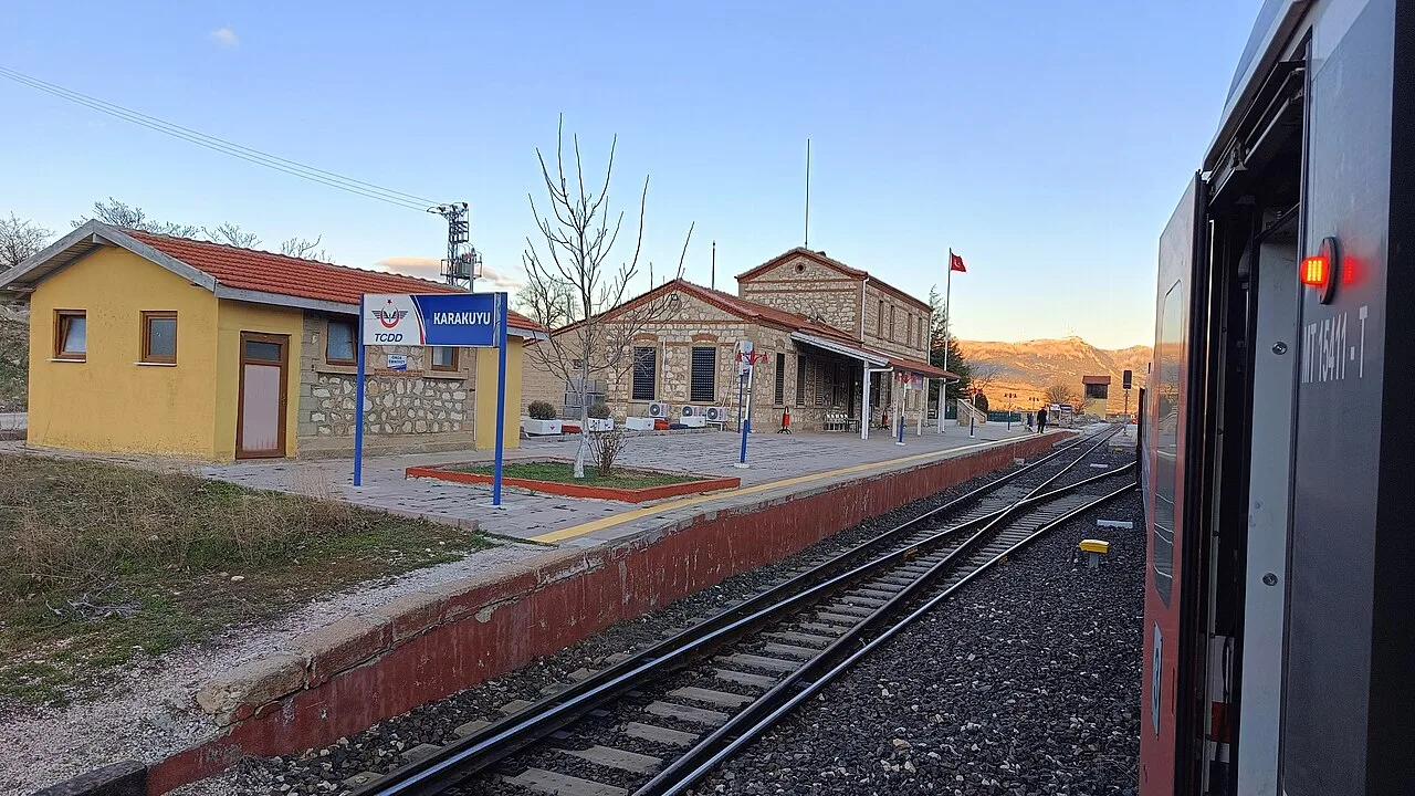 Karakuyu Tren İstasyonu - Afyonkarahisar