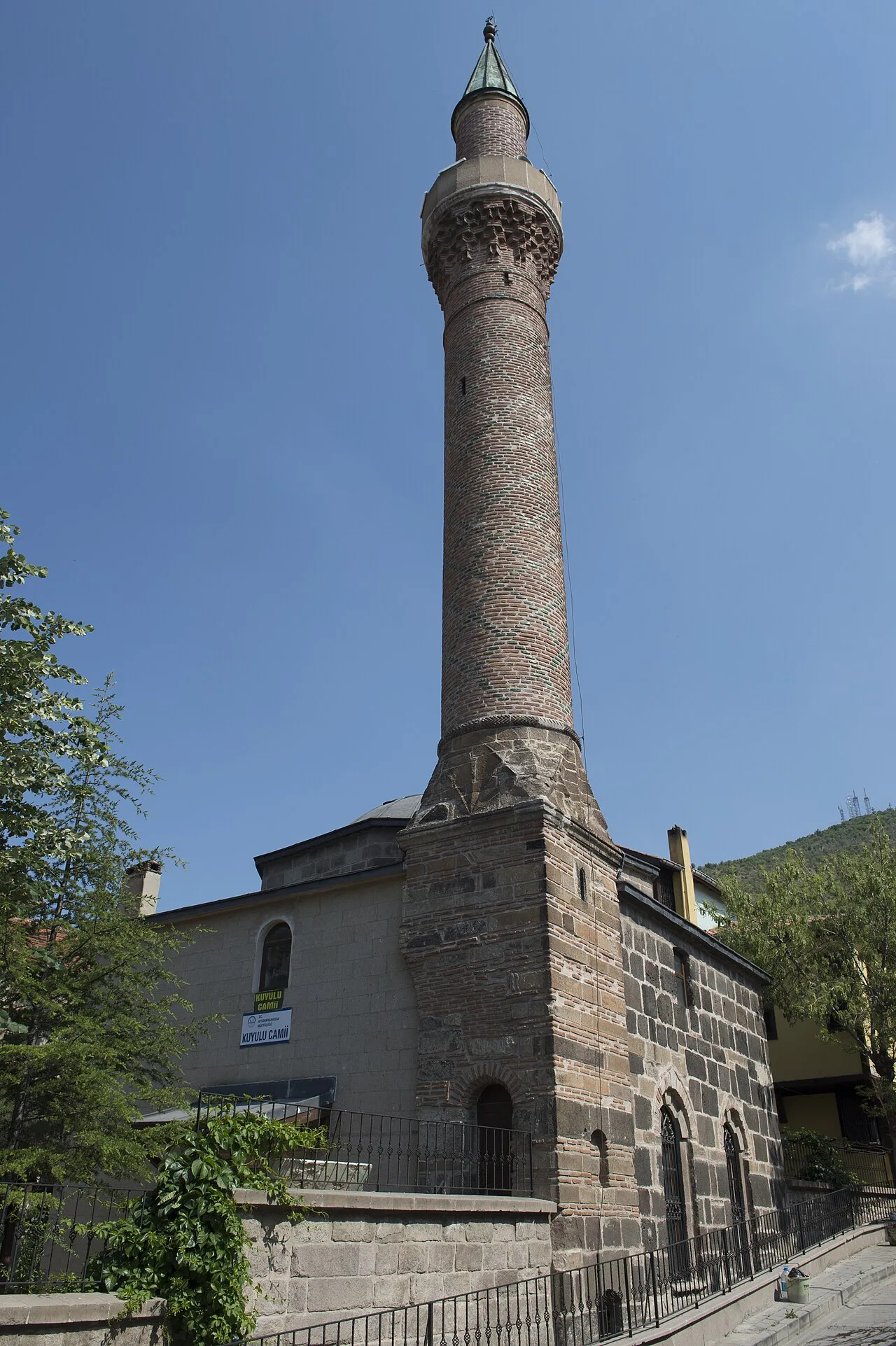 Kuyulu Camii - Afyonkarahisar
