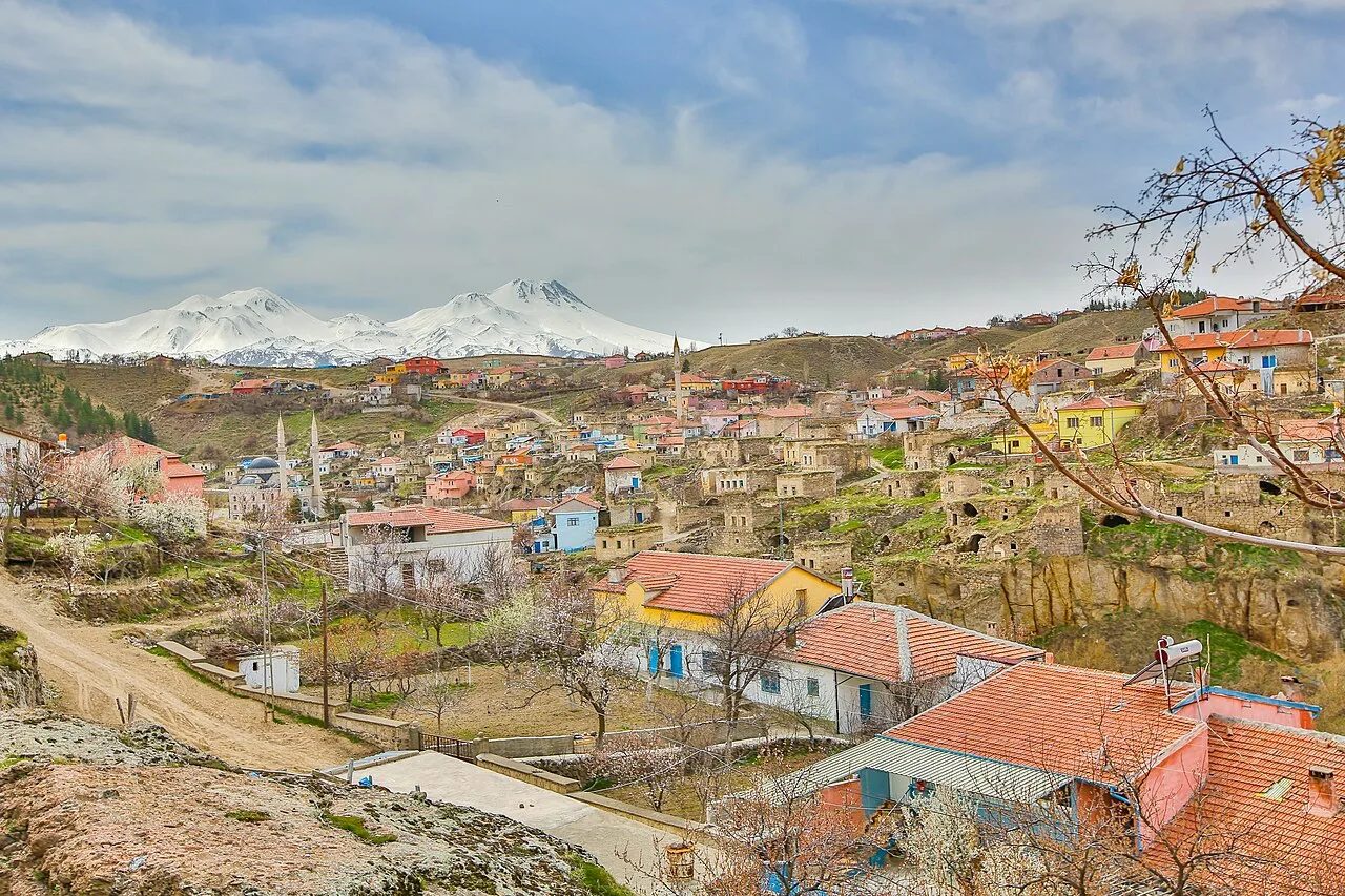 Aksaray gezilecek yerler ve tur rehberleri