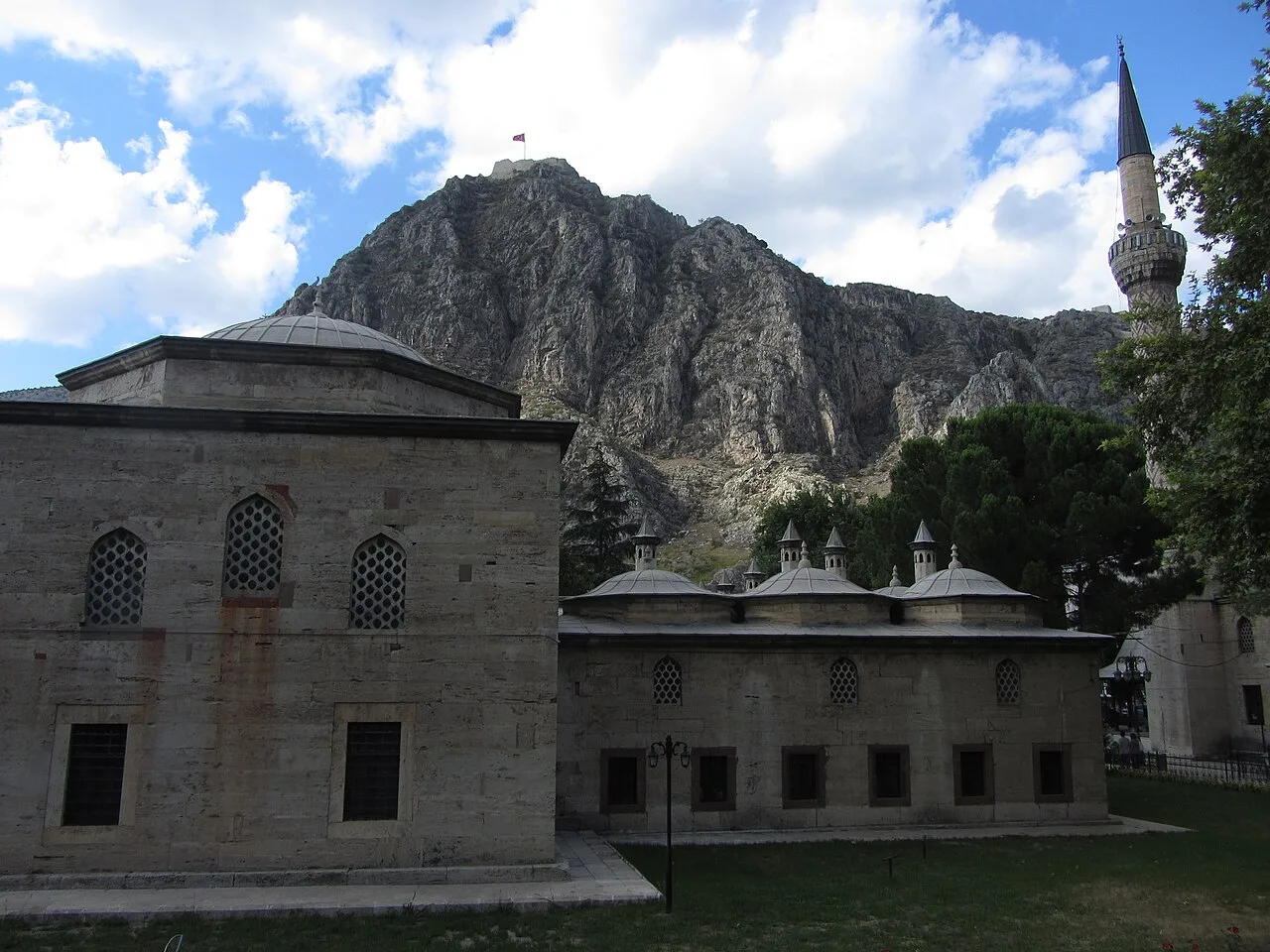 Hatuniye Camii - Amasya