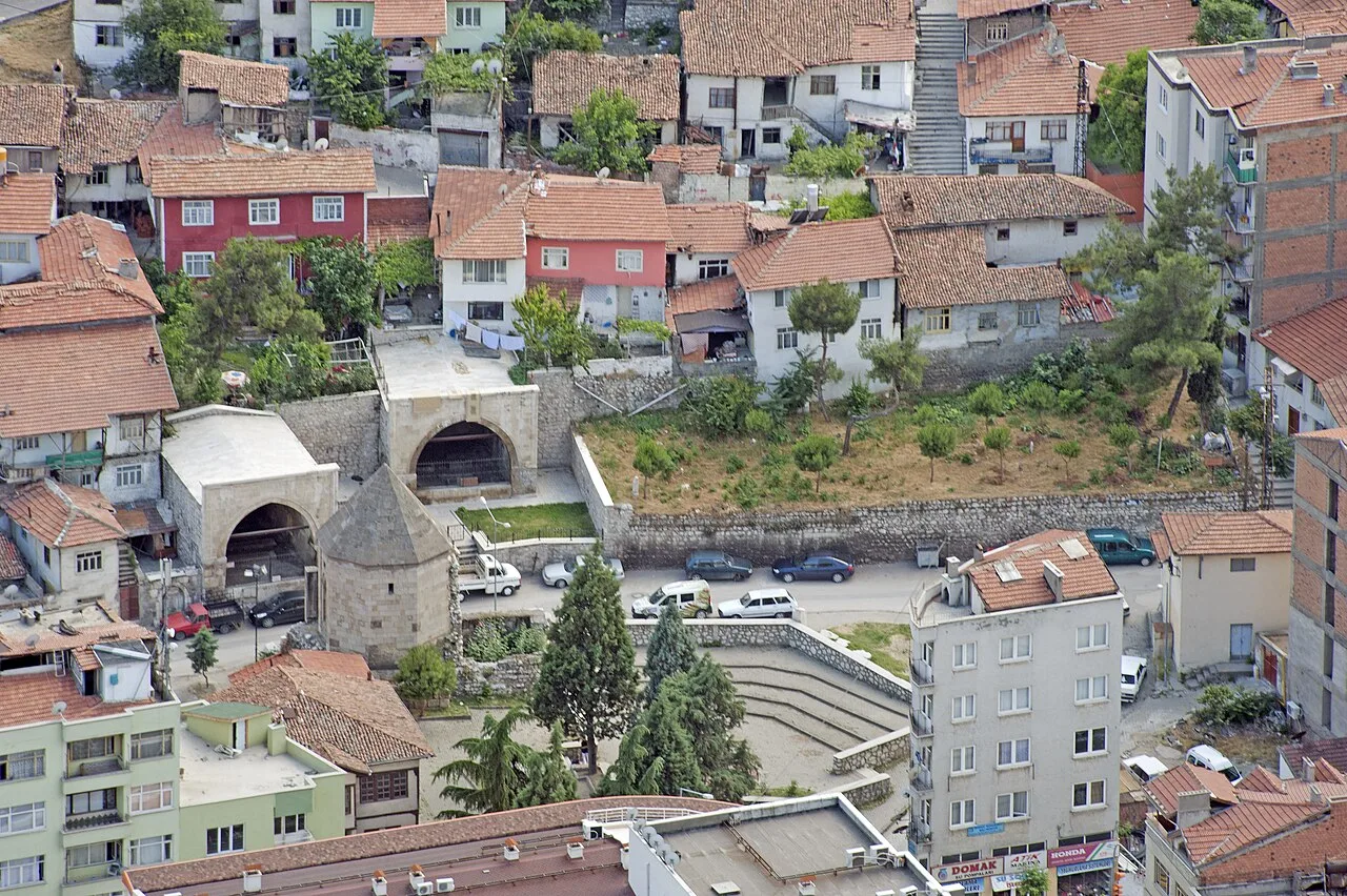Kadılar Türbesi - Amasya