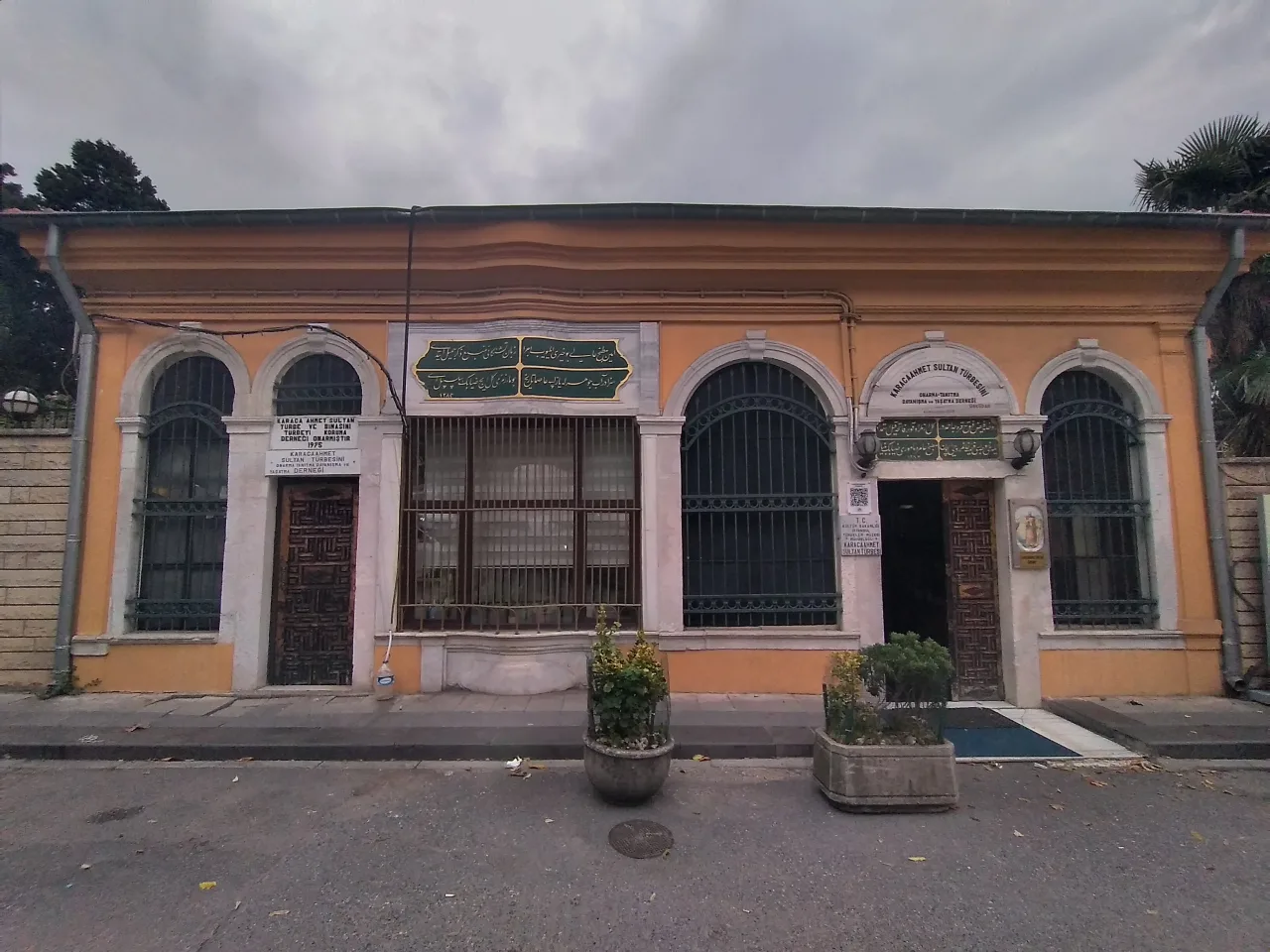 Karaca Ahmet Türbesi - Ankara