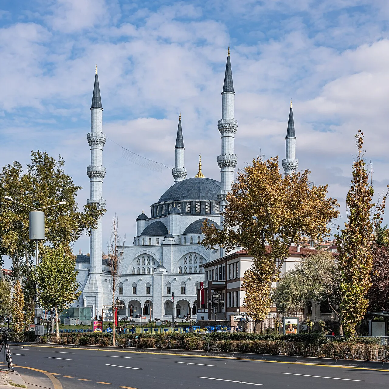 Melike Hatun Camii - Ankara