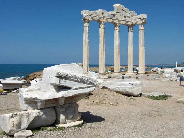 Apollon Tapınağı - Antalya