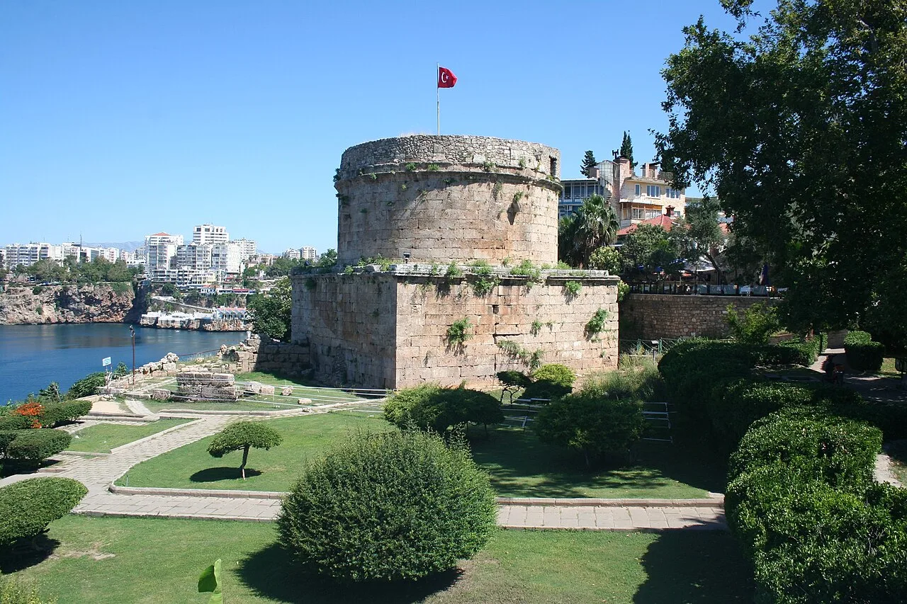 Hıdırlık Kulesi - Antalya
