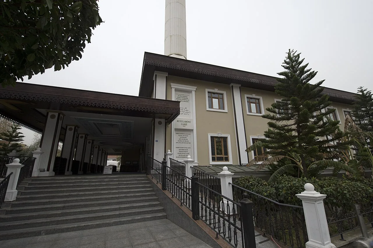 Kuyularönü Camii - Antalya