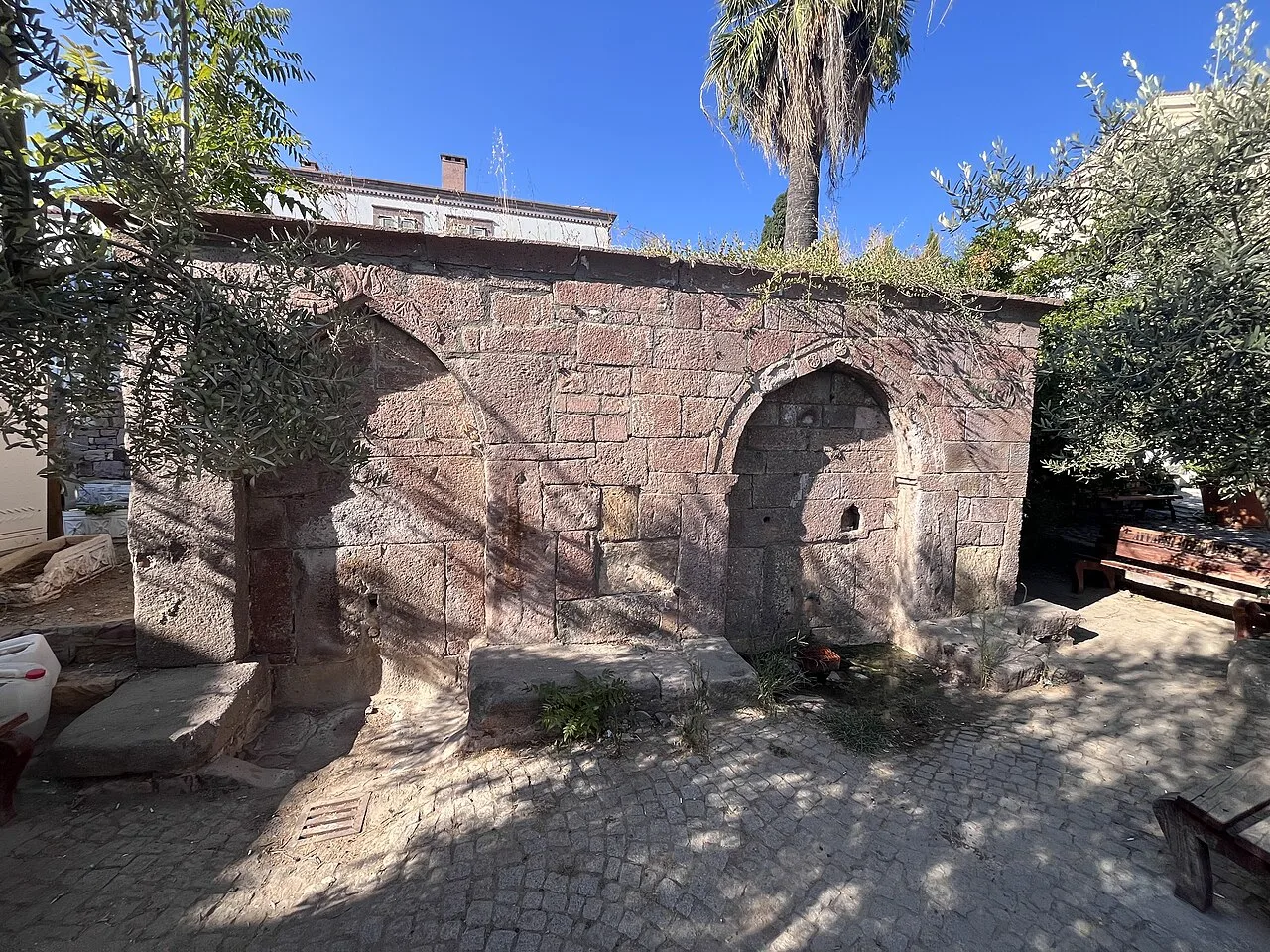 Ayvalık Caddesi Çeşmesi - Balıkesir