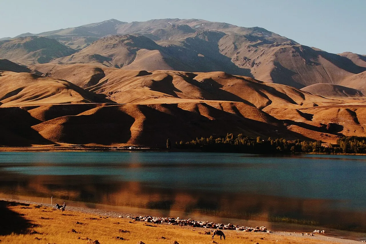 Aygır Gölü - Bitlis