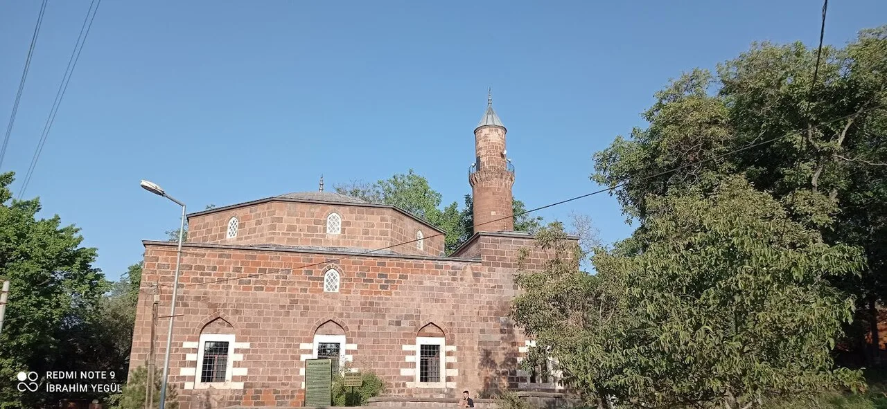 İskenderpaşa Camii - Bitlis