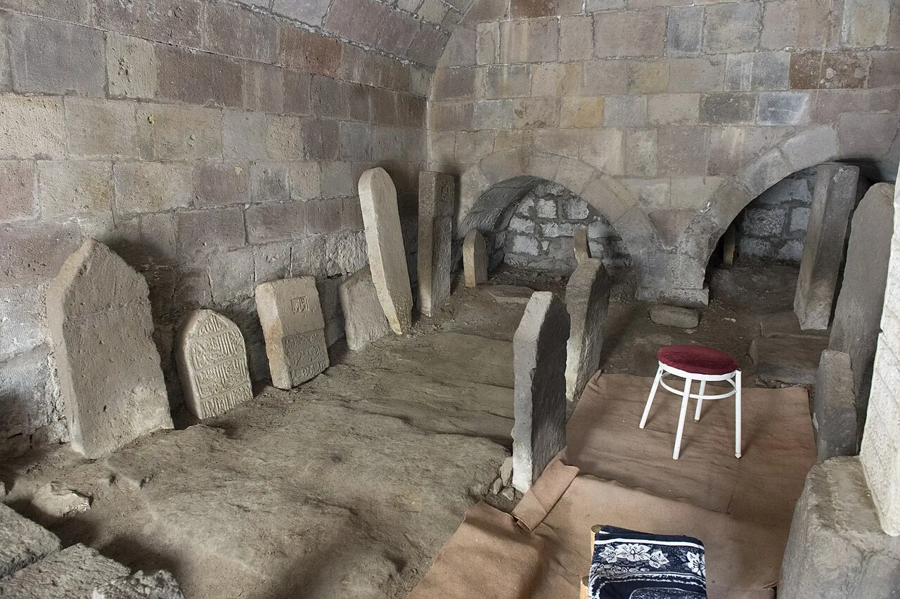 Şeyh Garip Türbesi - Bitlis