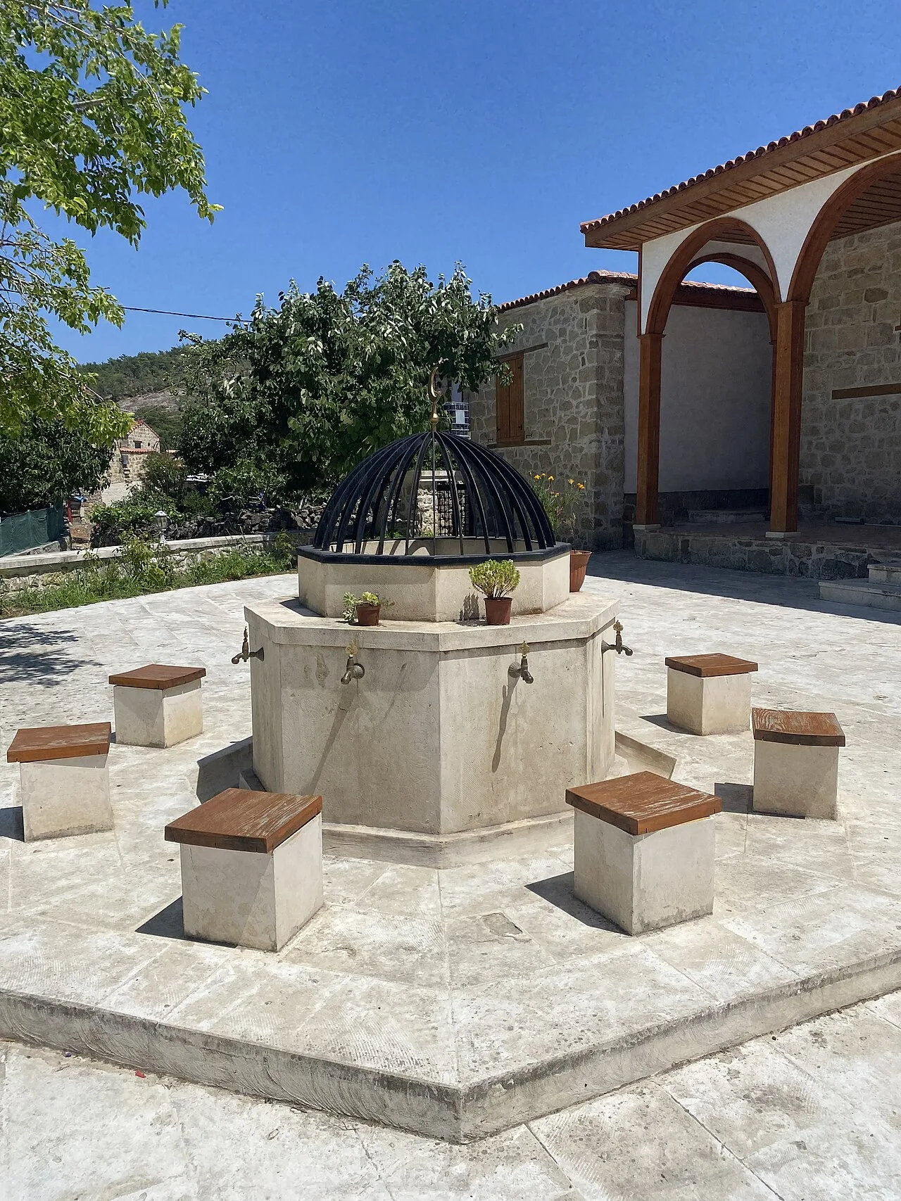 Adatepe Camii Çeşmesi - Çanakkale