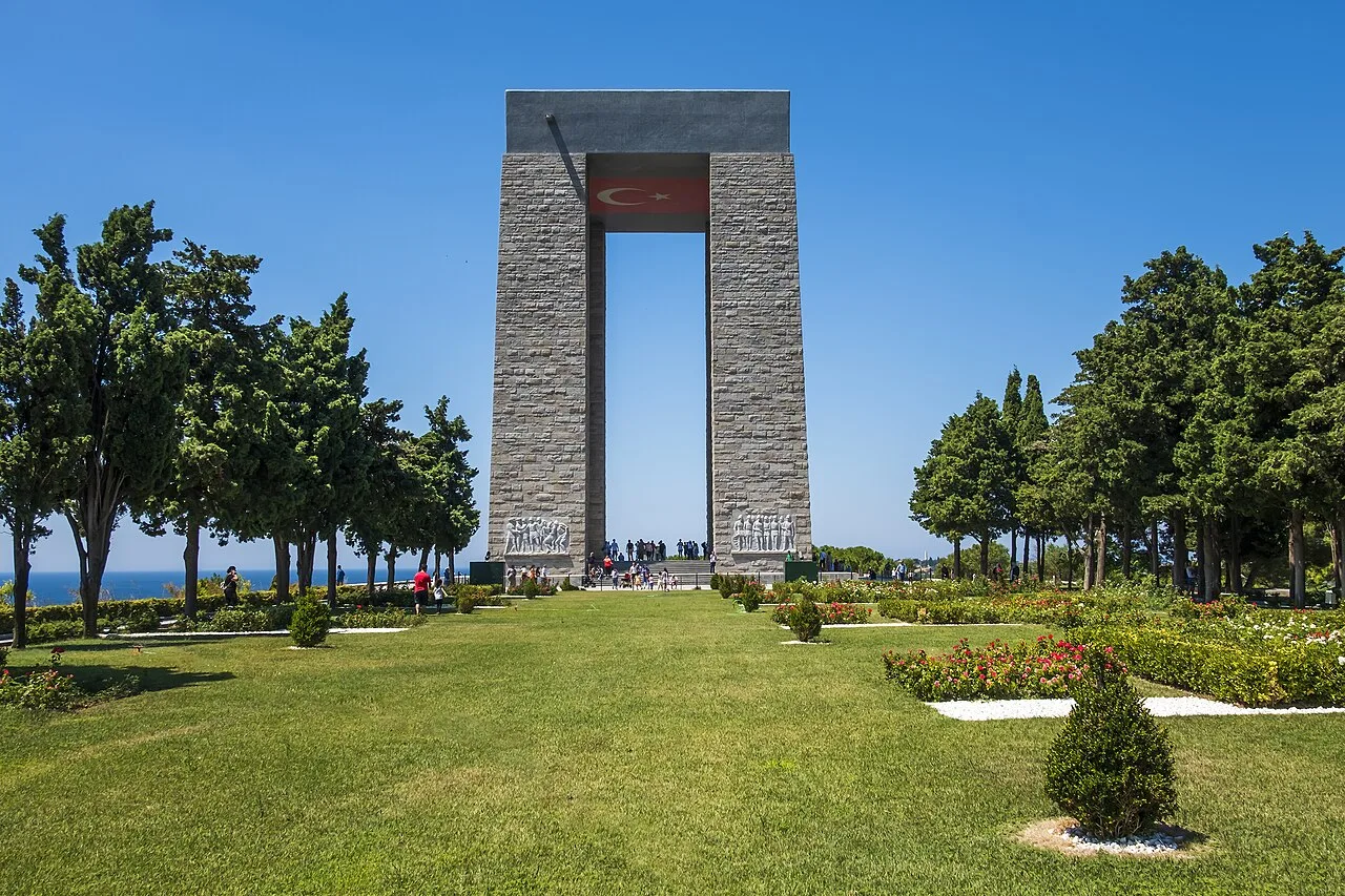 İstanbul Çanakkale otobüs güzergâhı — Çanakkale gezilecek yerler