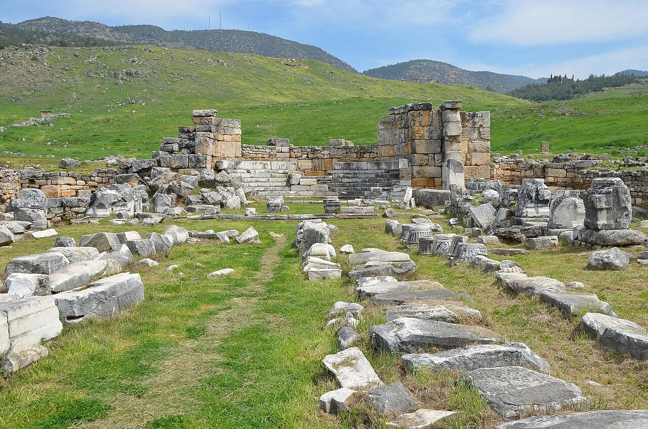 Hierapolis Katedrali - Denizli