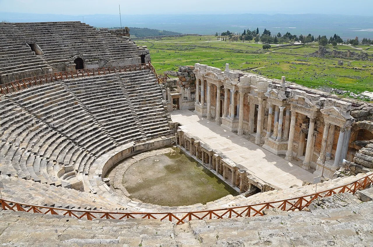 İzmir Pamukkale otobüs güzergâhı — Pamukkale gezilecek yerler