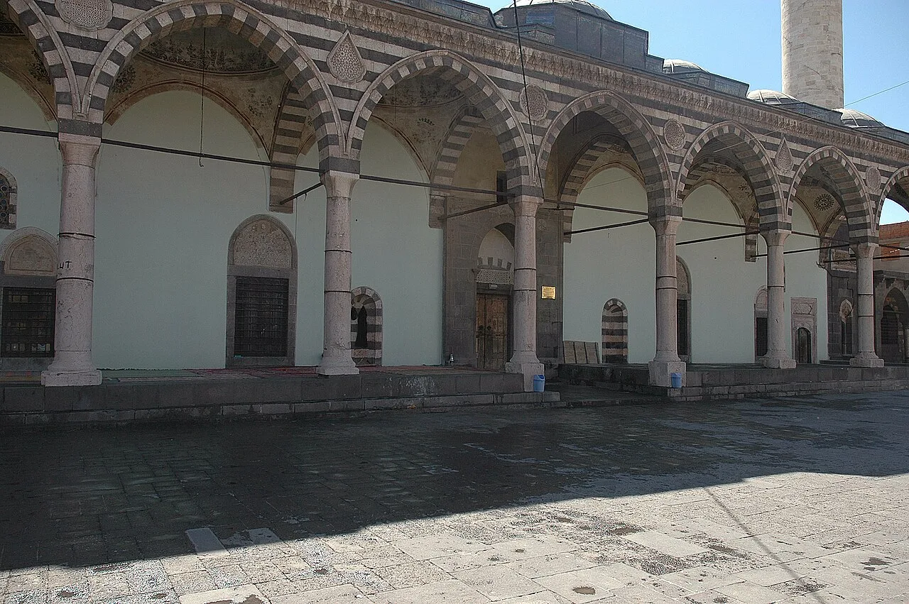 Fatih Paşa Camii - Diyarbakır
