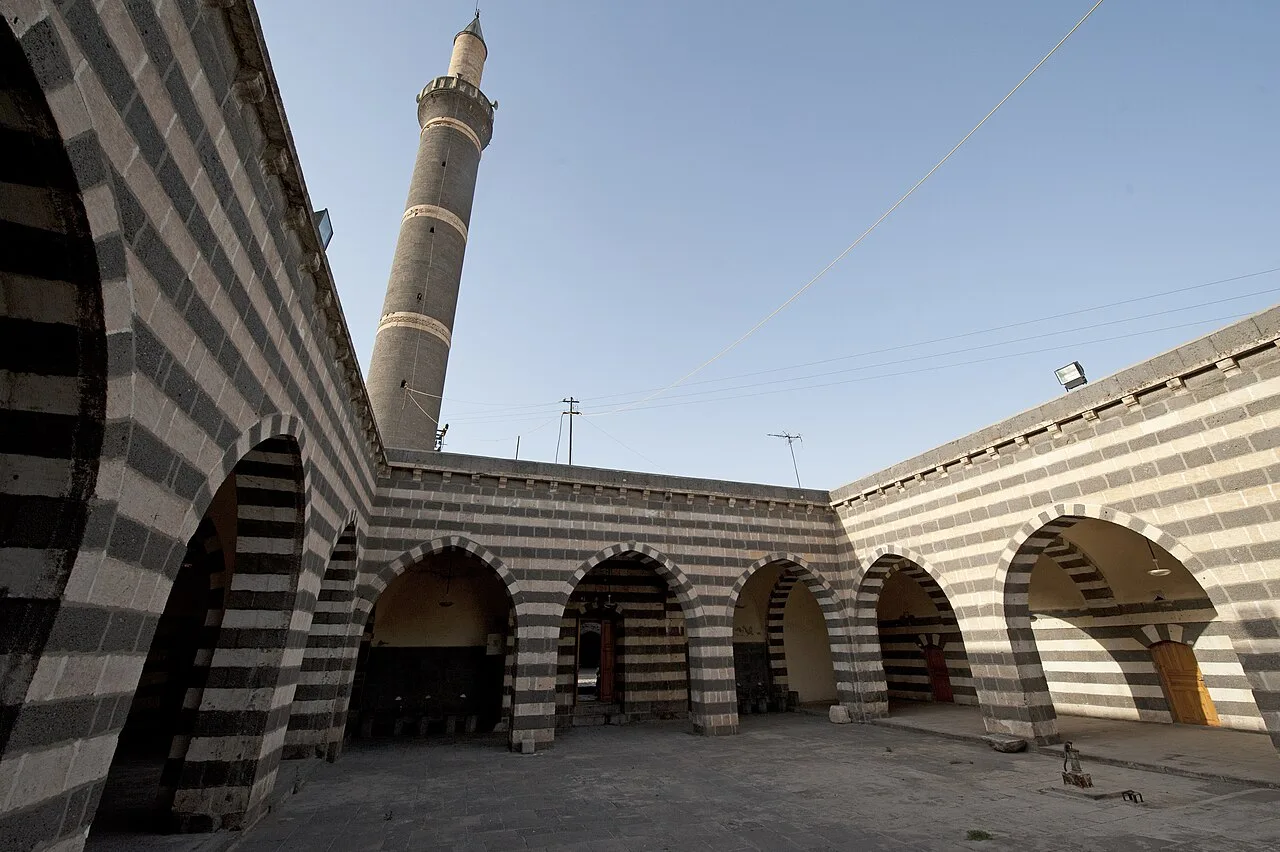 Hüsrev Paşa Camii - Diyarbakır