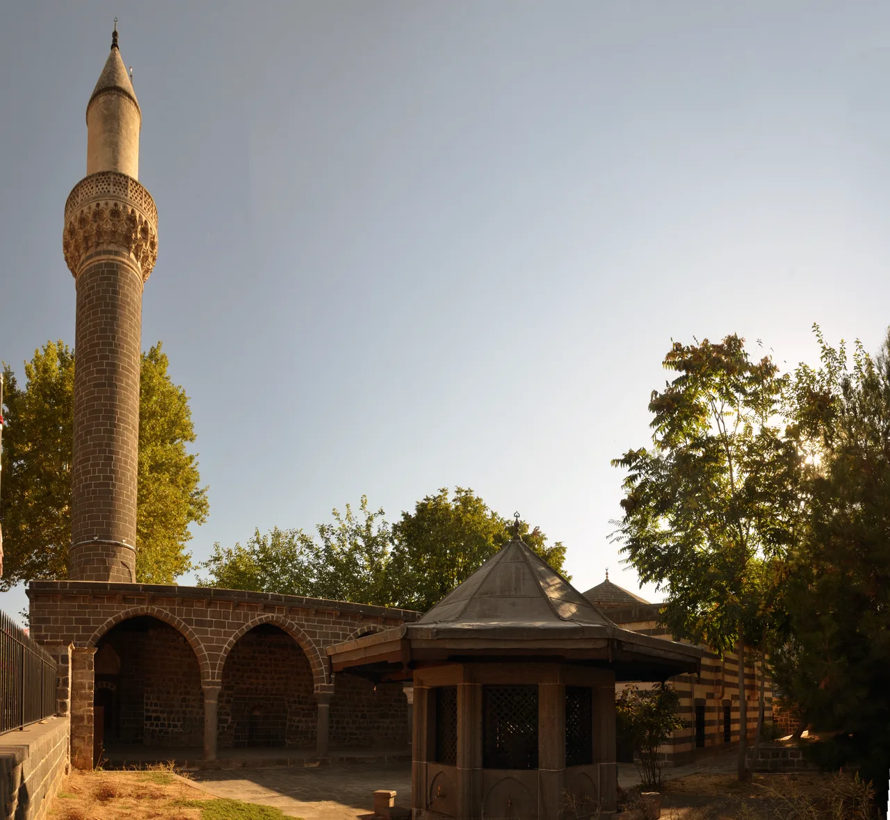 Nasuh Paşa Camii - Diyarbakır