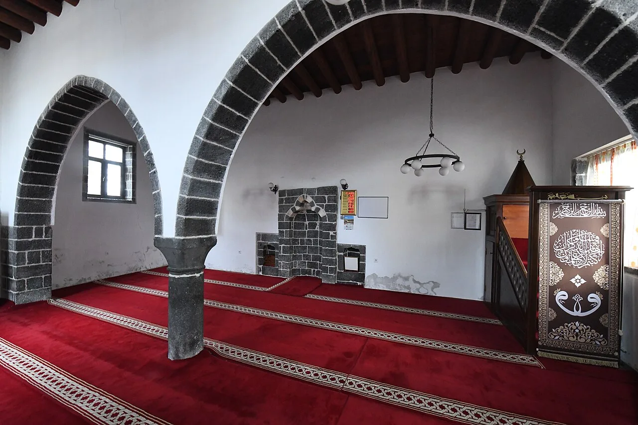 Salos Camii - Diyarbakır