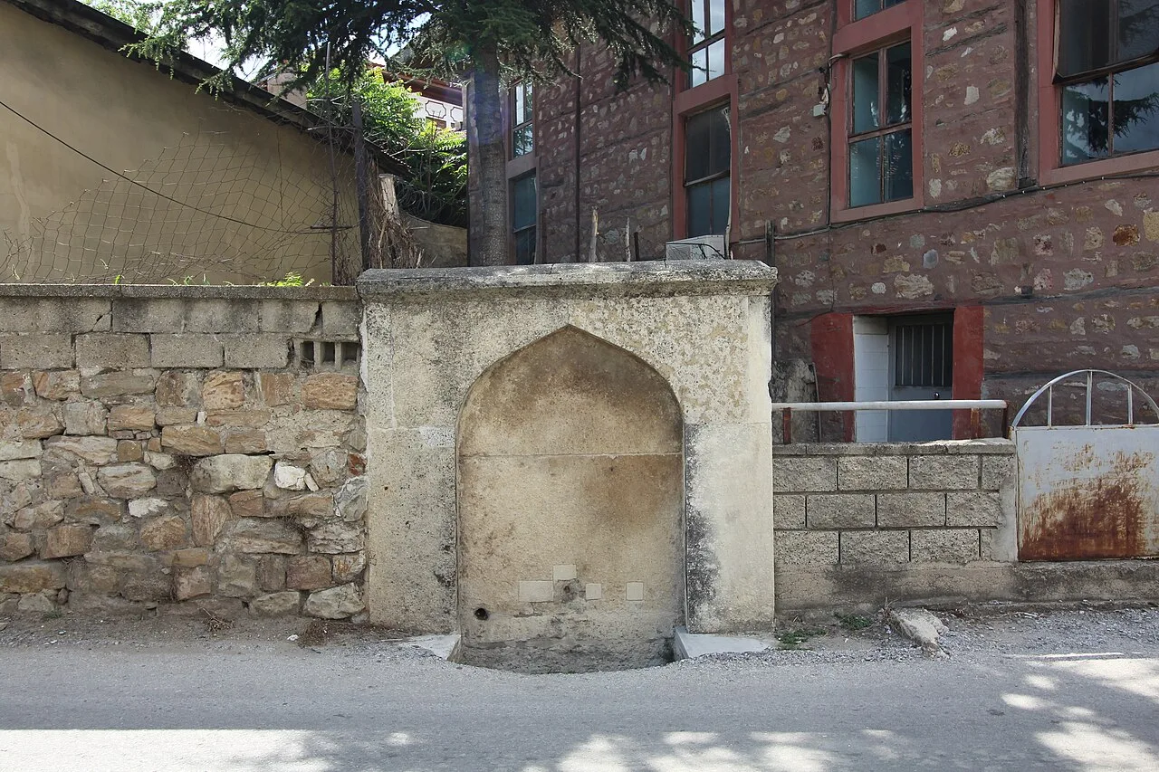 Hatip Sokak Çeşmesi - Edirne
