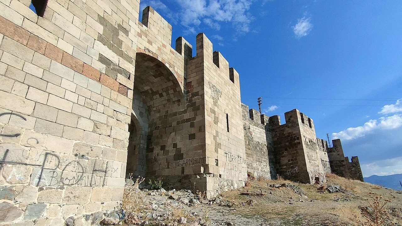Pasinler Kalesi - Erzurum