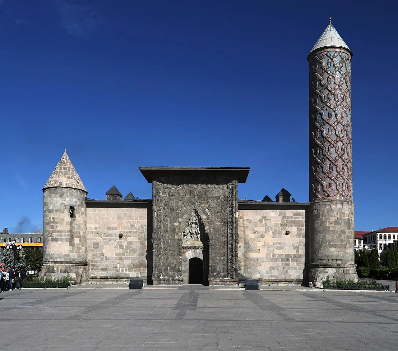 Yakutiye Medresesi - Erzurum