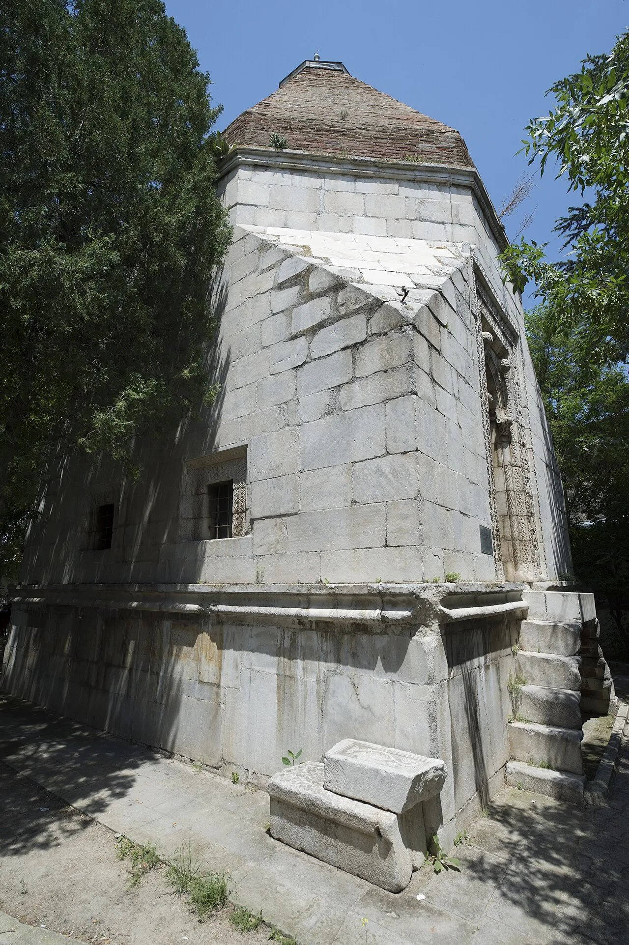 Alemşah Türbesi (Sivrihisar) - Eskişehir