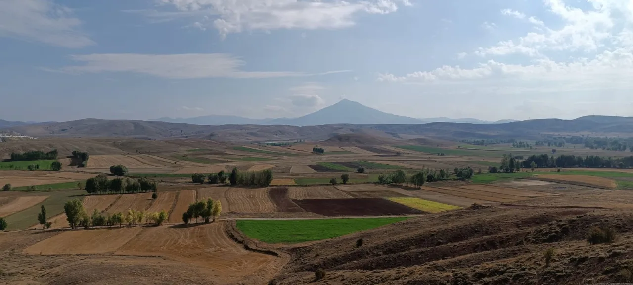 Aslan Dağı - Hakkari