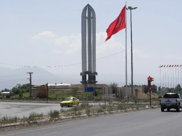 Ermeniler Tarafından Katledilen Şehit Türkler Anıt ve Müzesi - Iğdır