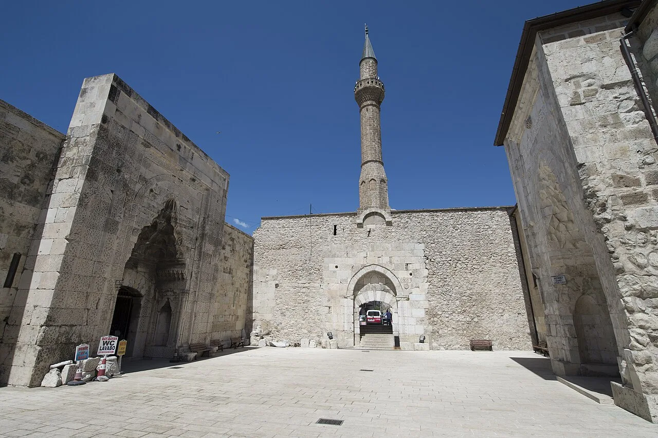 Dündar Bey Medresesi - Isparta