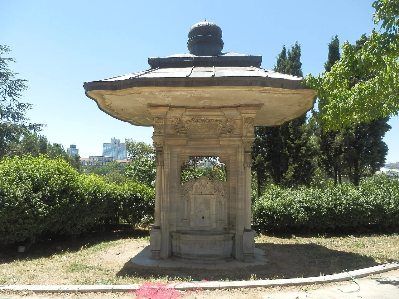 Abdülhamit II Çeşmesi - İstanbul
