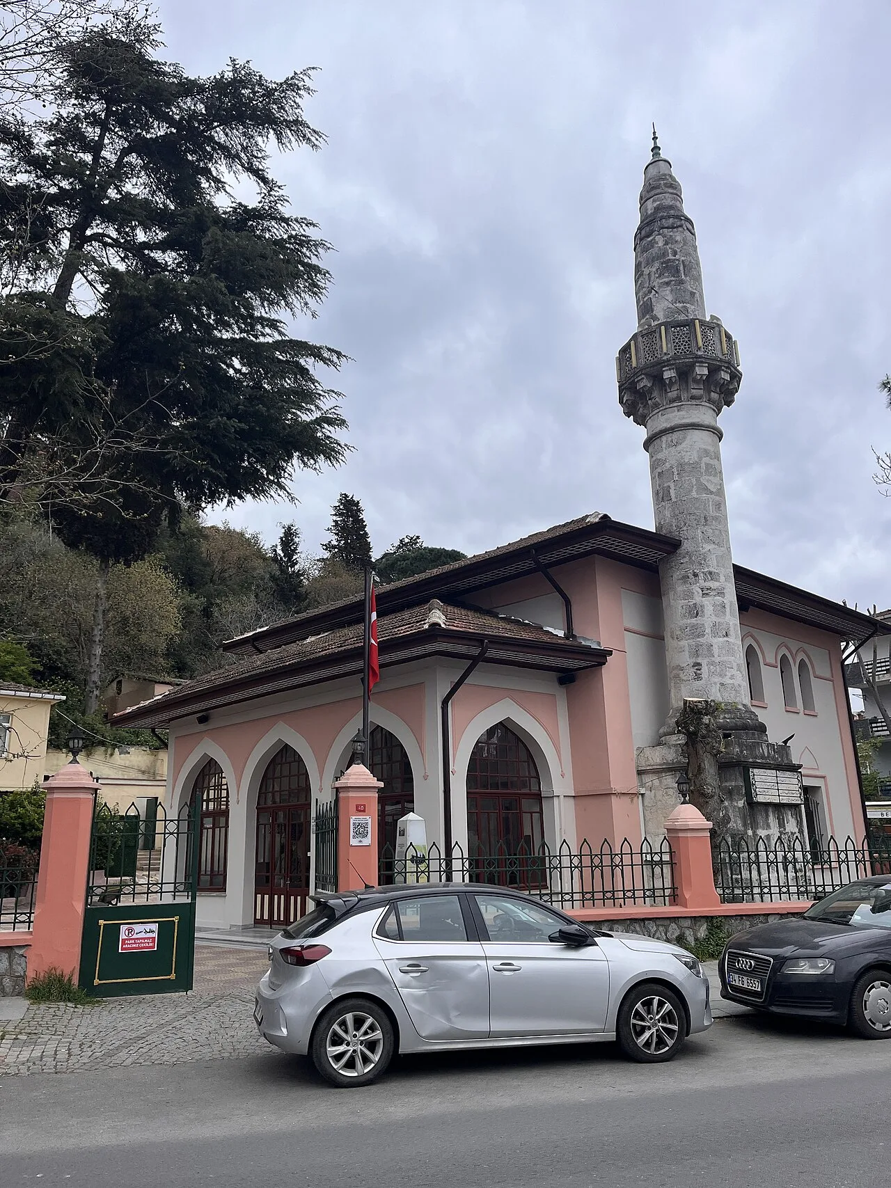 Anadolu Hisarı Camii - İstanbul