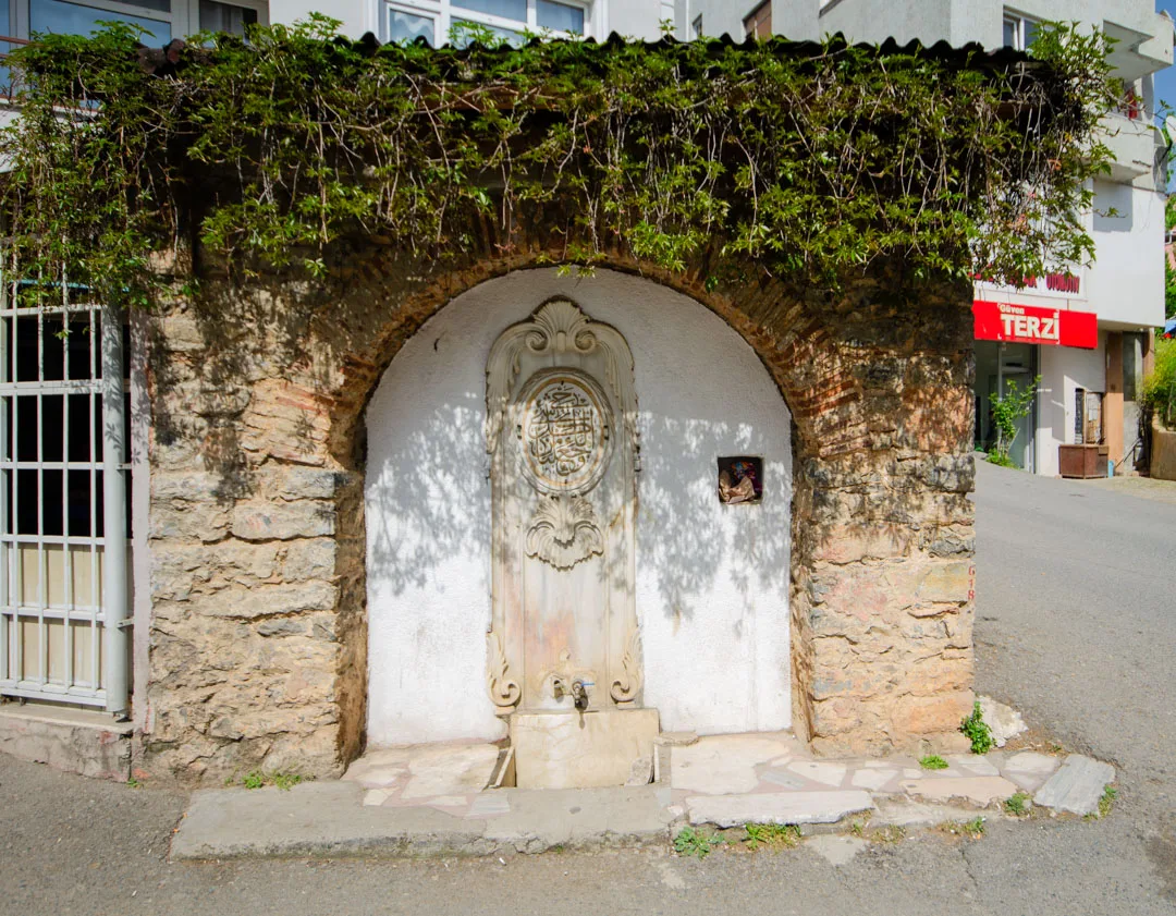 Aşağı Hacı Kâhya Sokak Çeşmesi - İstanbul