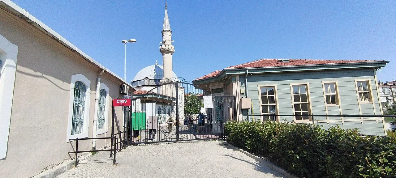 Bala Külliyesi Sebili ve Çeşmesi - İstanbul