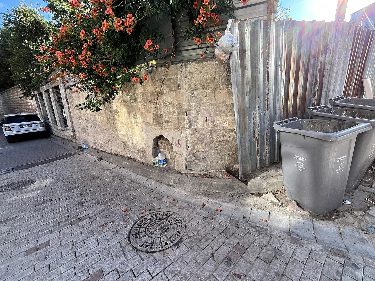 Balcı Yokuşu Sokak Çeşmesi - İstanbul