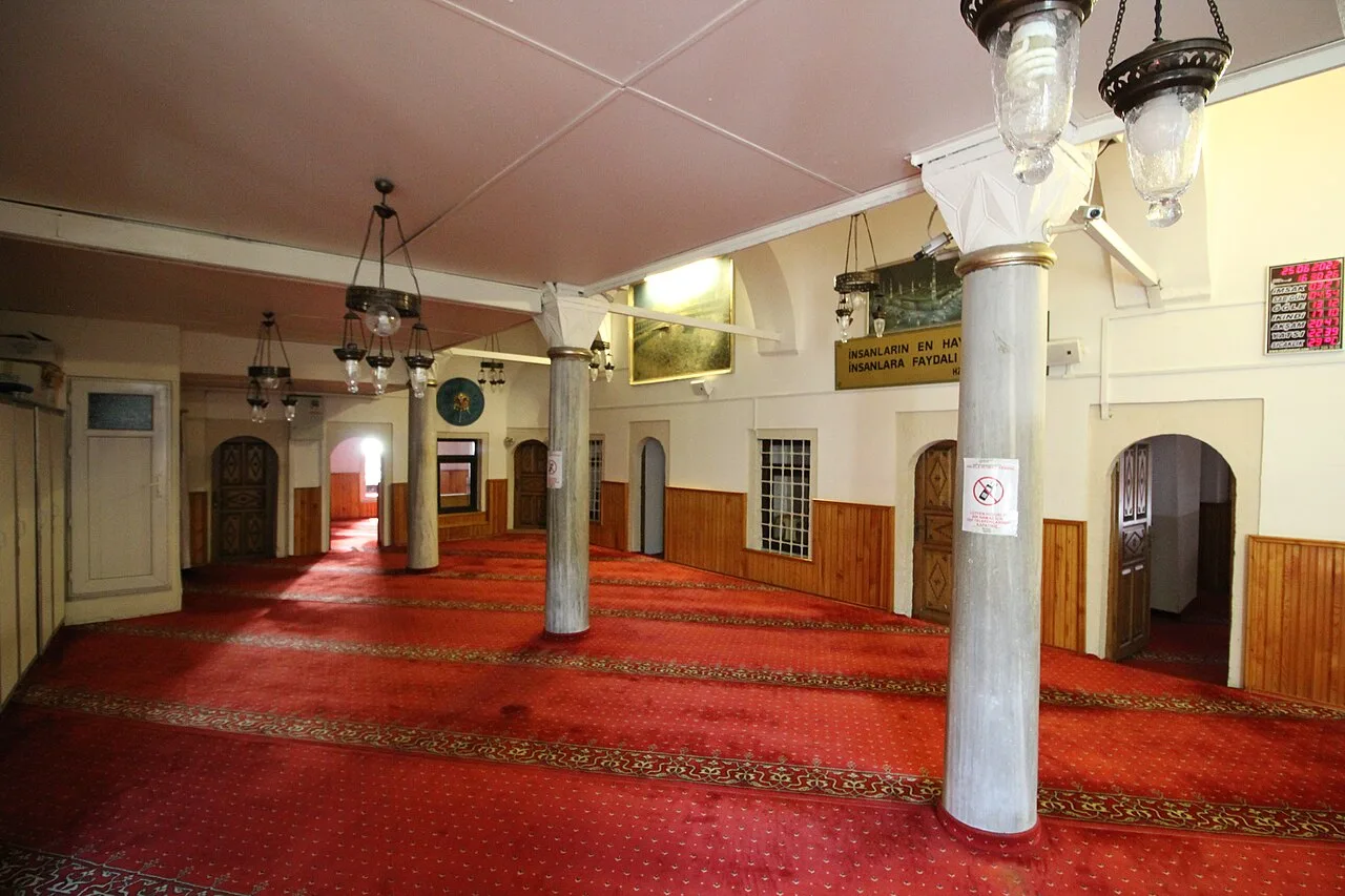 Bereketzade Medresesi Camii - İstanbul