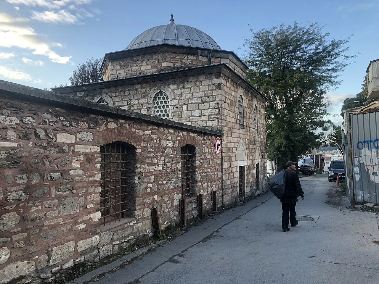 Cenderecizade Muhittin Çelebi Türbesi - İstanbul