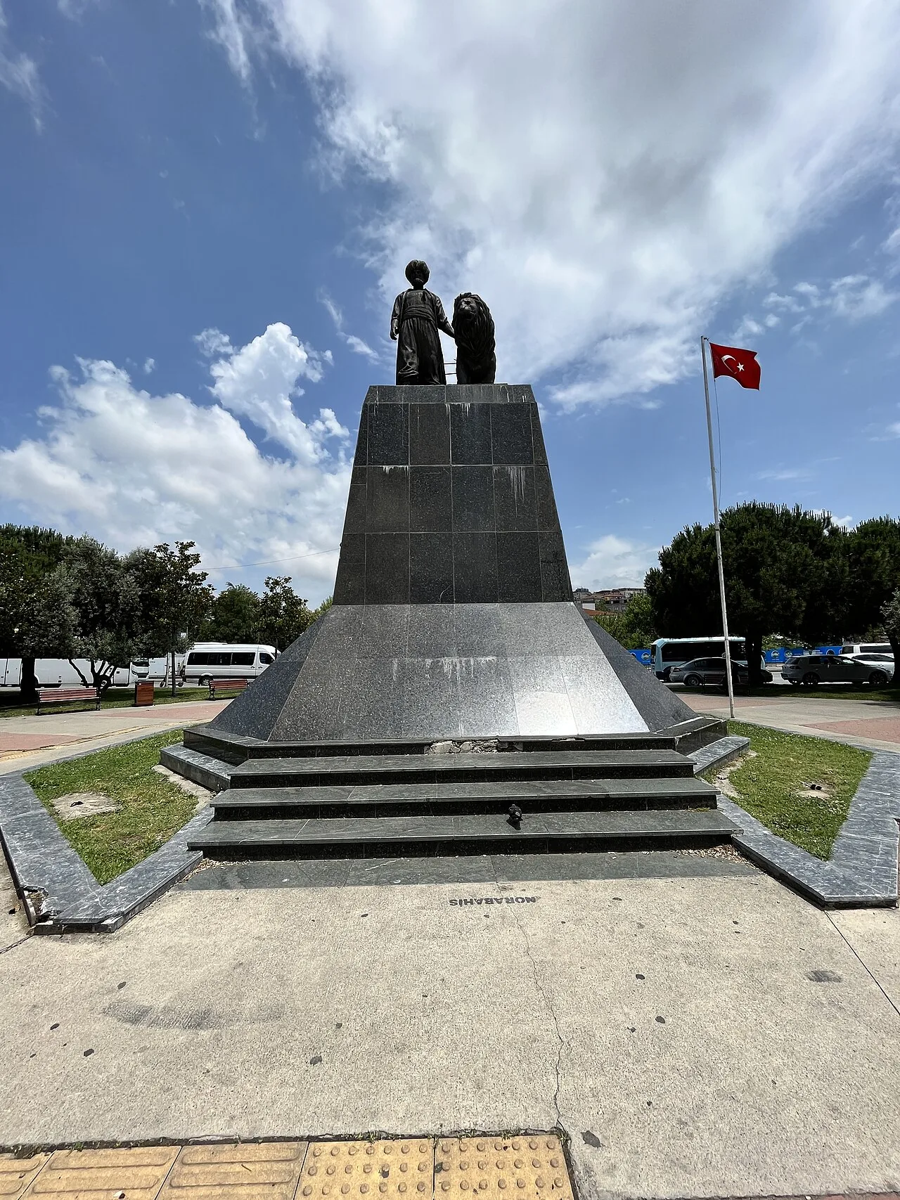 Statue of Cezayirli Gazi Hasan Pasha - İstanbul