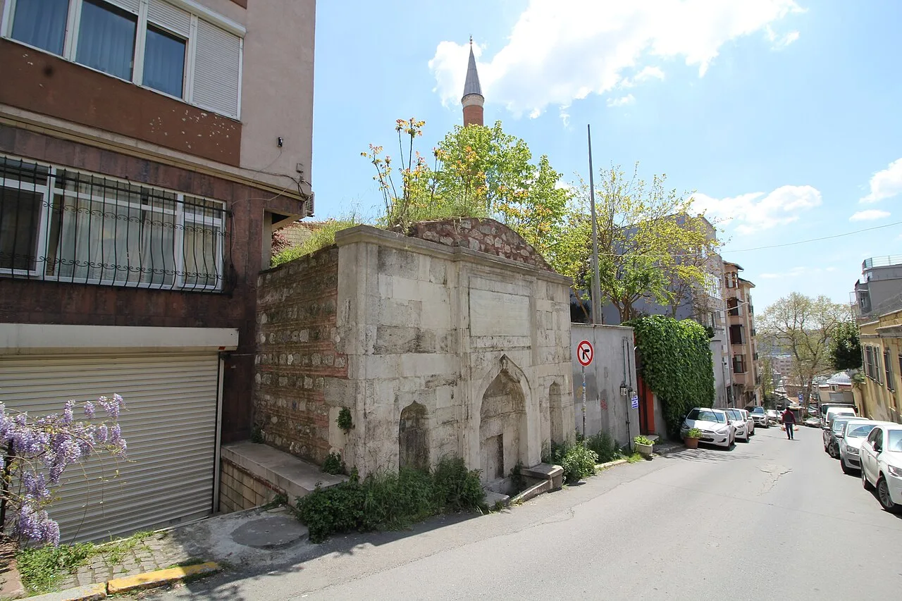 Defter Emini Çeşmesi - İstanbul