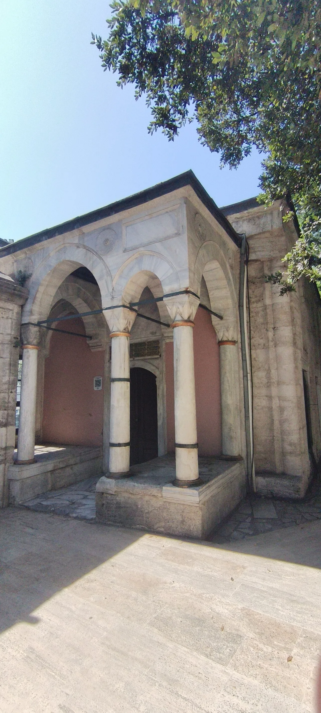 Destari Mustafa Paşa Türbesi - İstanbul