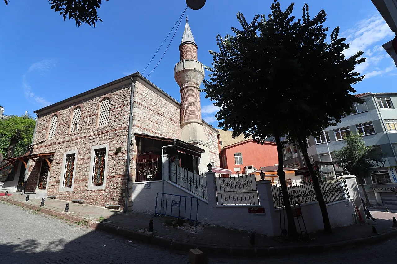 Dibekli Emin Bey Mosque - İstanbul