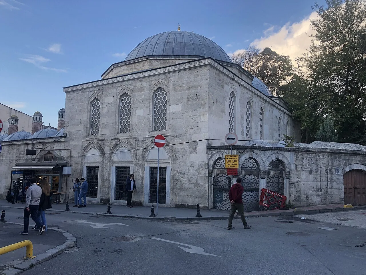 Ekmekçizade Ahmet Paşa Medresesi - İstanbul