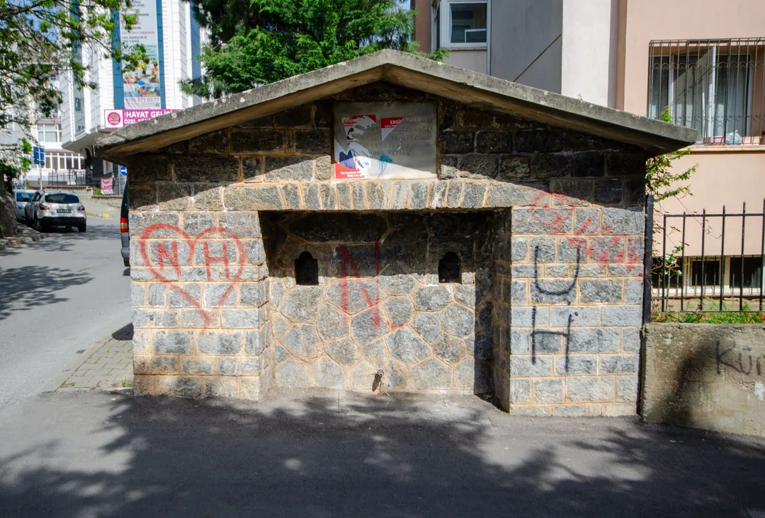 Ferit Şerbetci Çeşmesi - İstanbul