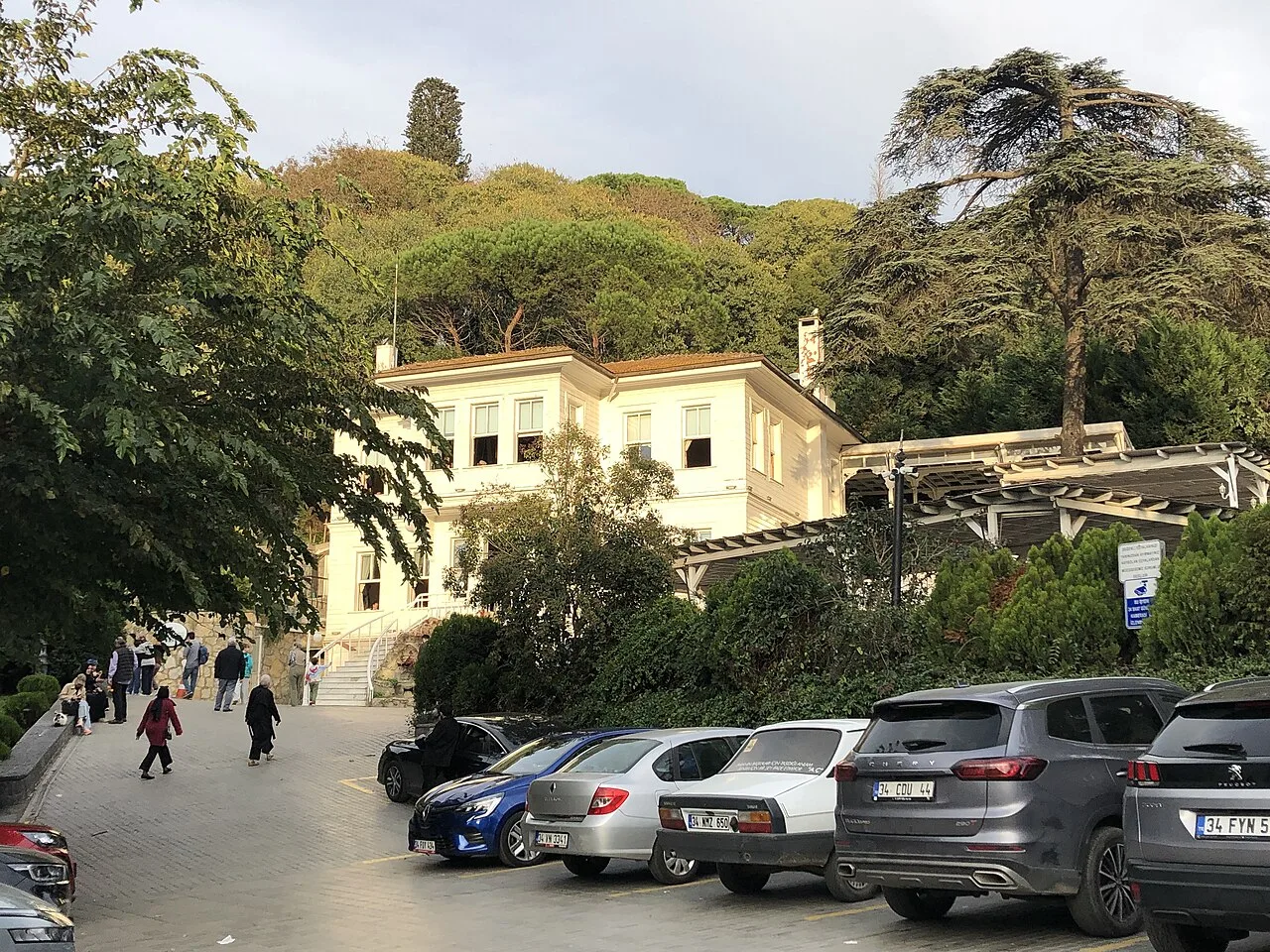 Fethi Paşa Beyaz Köşk - İstanbul