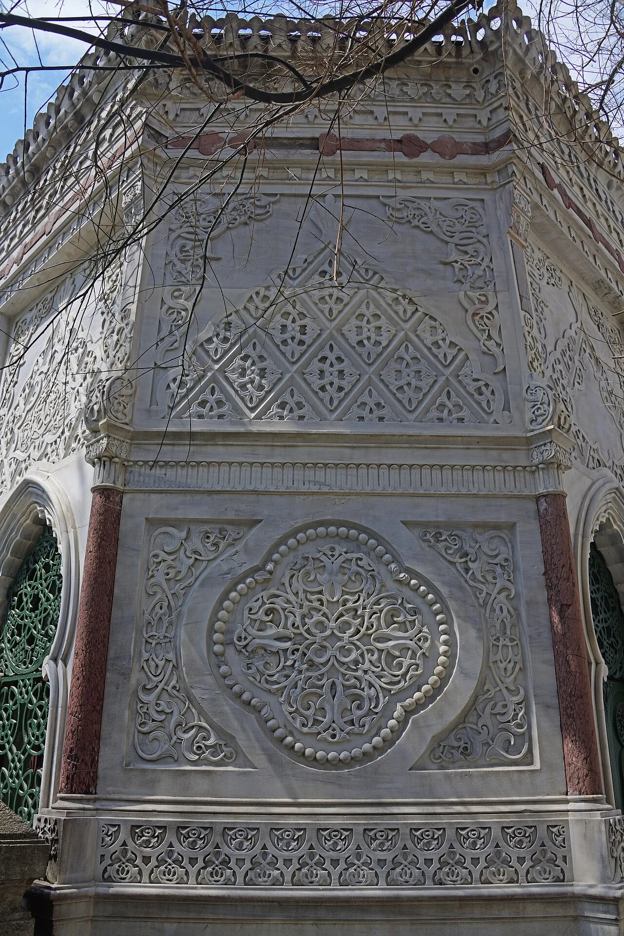 Fuad Paşa Türbesi - İstanbul