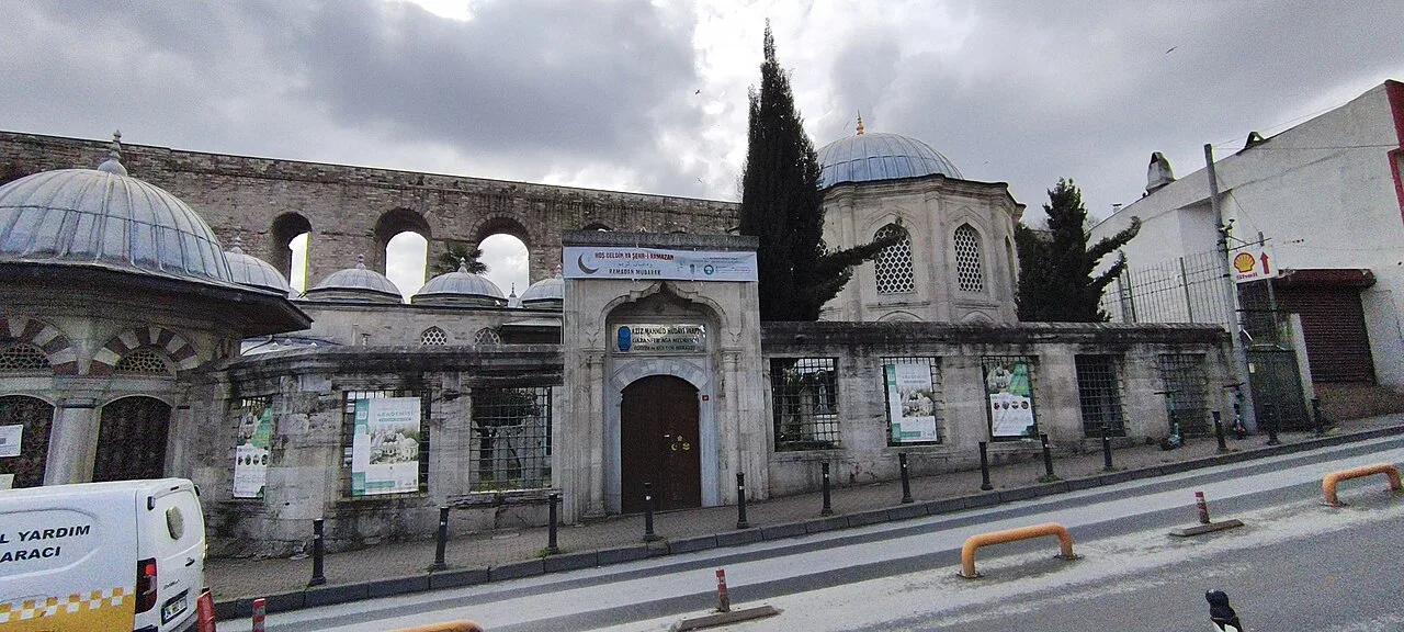 Gazanfer Ağa Türbesi - İstanbul