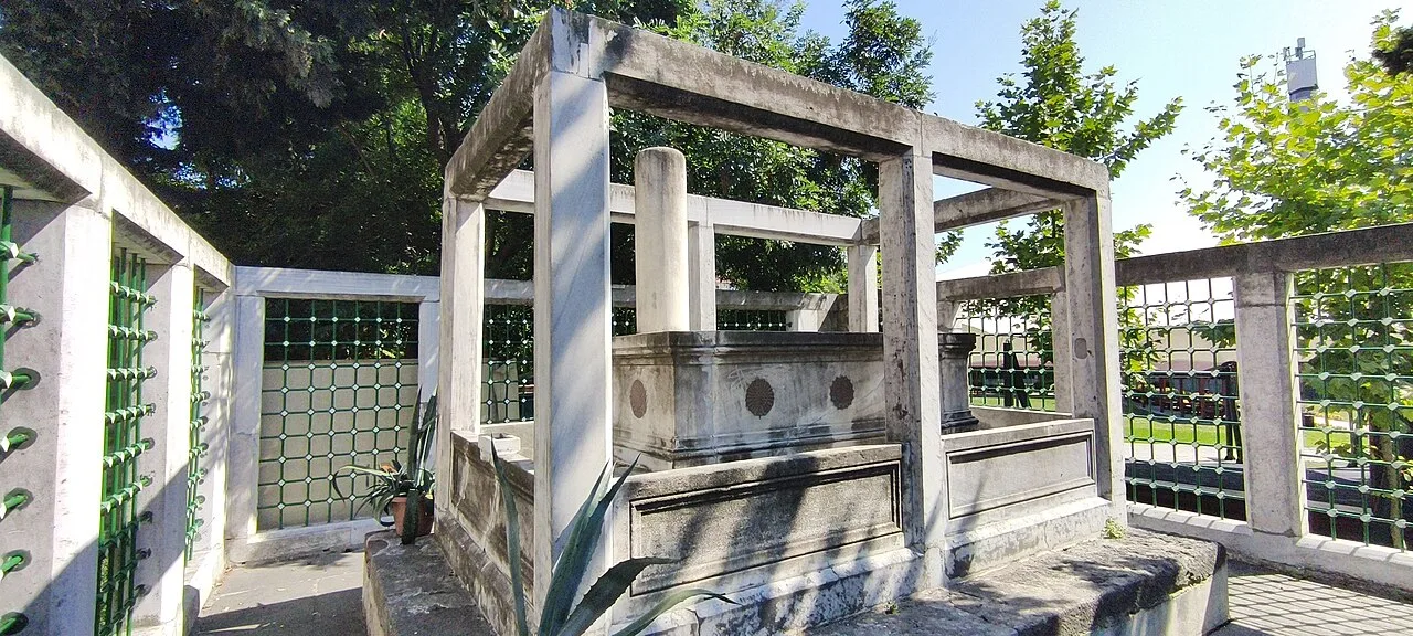 Hadım İbrahim Paşa Türbesi - İstanbul