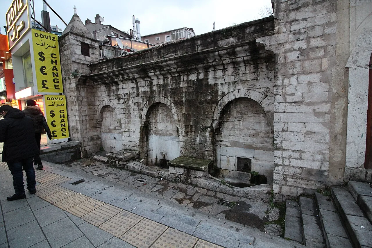 Horhor Çeşmesi (Simitçi Şakir Sokağı) - İstanbul